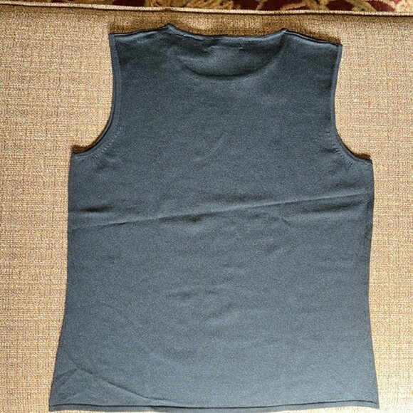 Valeri Black Knit Sleeveless Top - Picture 12 of 12